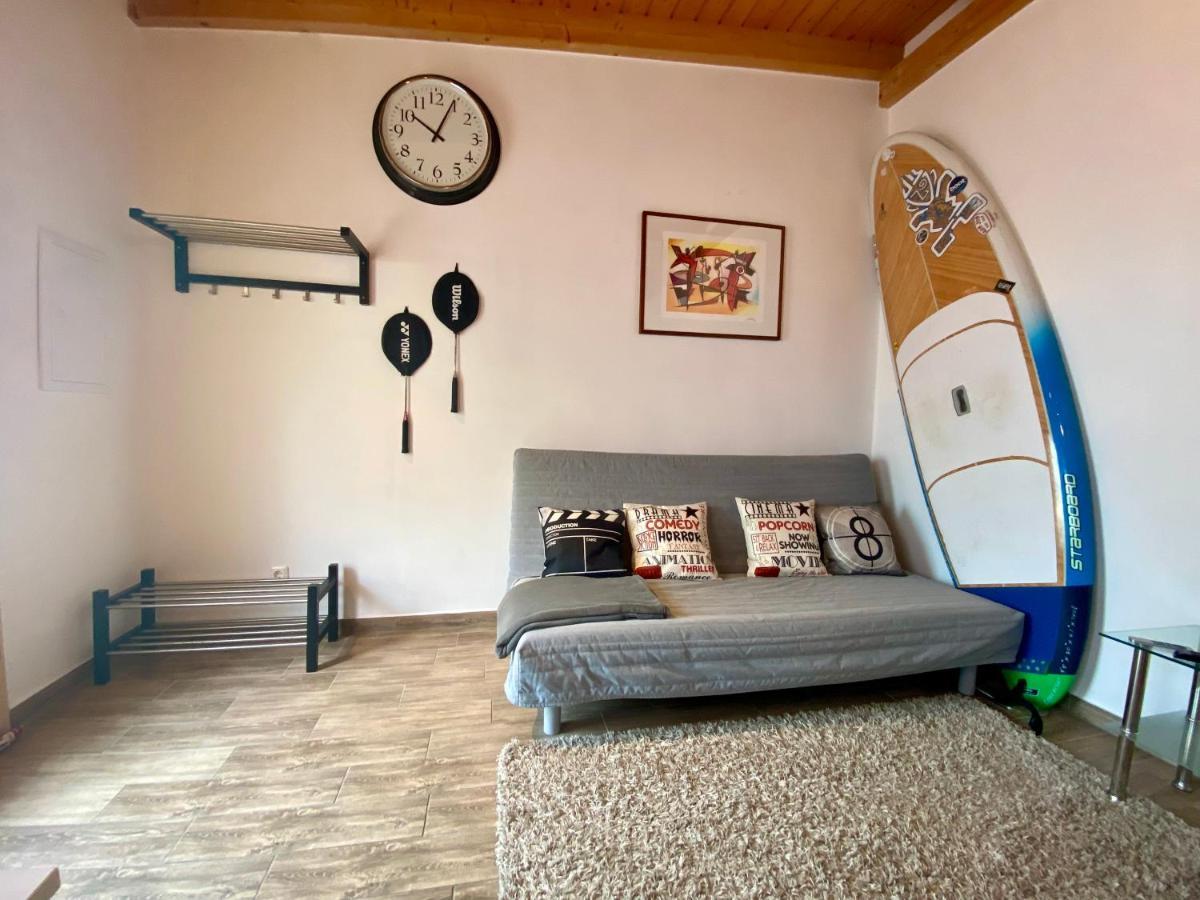 Cozy Private & Homestay